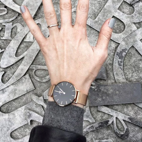 Đồng hồ DW nữ Classic Petite Melrose Black Rose Gold