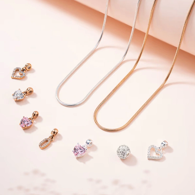 Charm Trái Tim Daniel Wellington DW00400424 Heart White Crystal Charm RG