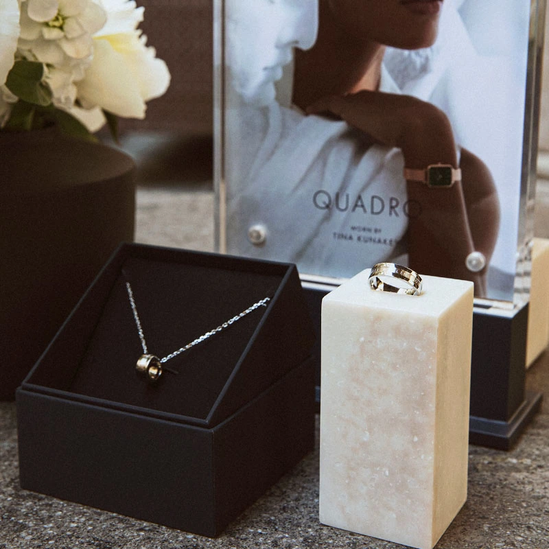 Dây Chuyền Daniel Wellington Elan Necklace Silver DW00400159, Bạc