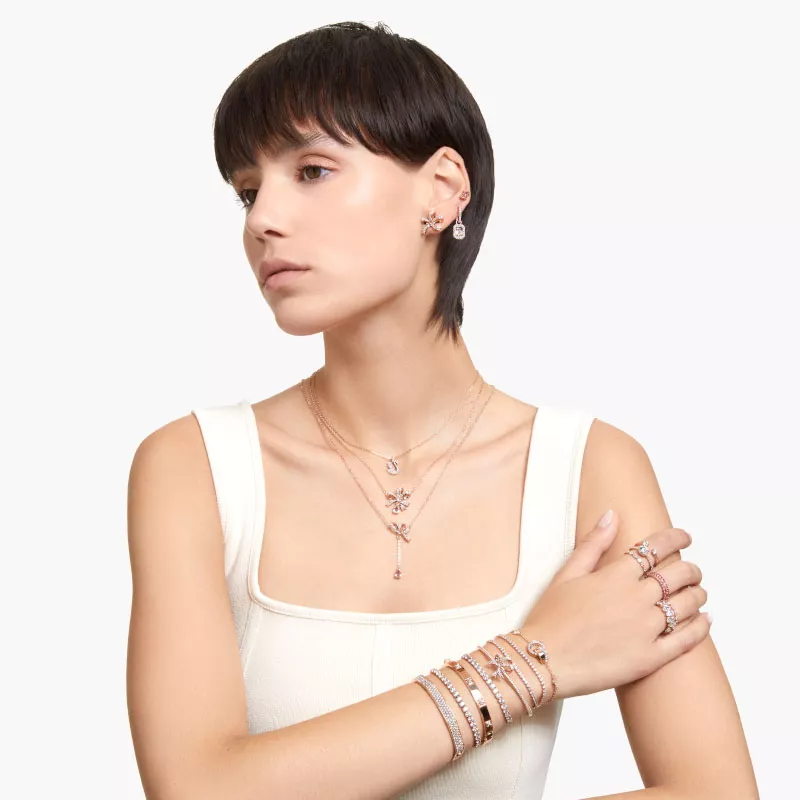 Dây Chuyền Swarovski Thiên Nga Bay Small Iconic Swan Pendant 5647555, 5680422, 5678046