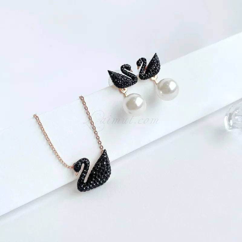Dây Chuyền Swarovski Thiên Nga Đen Iconic Swan Pendant 5347329