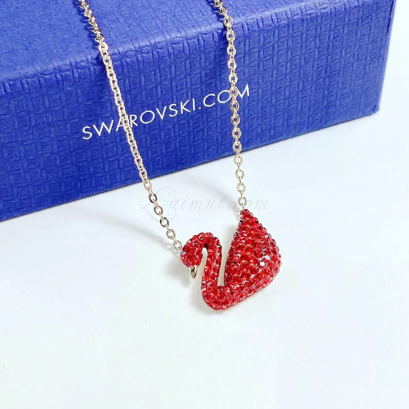 Dây Chuyền Swarovski Thiên Nga Đỏ Iconic Swan Pendant 5465400