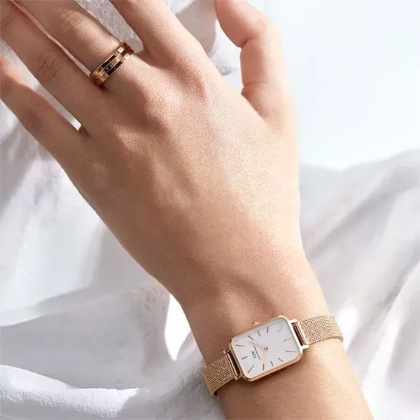 Đồng Hồ DW Mặt Vuông Quadro Pressed Melrose DW00100431