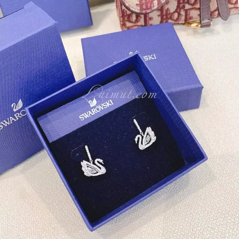 Bông Tai Thiên Nga Swarovski Chính Hãng Dancing Swan Pierced Earrings - Hình ảnh 4