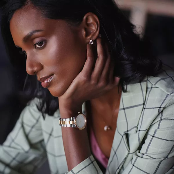 Khuyên tai DW Chính Hãng Daniel Wellington Emalie Earrings