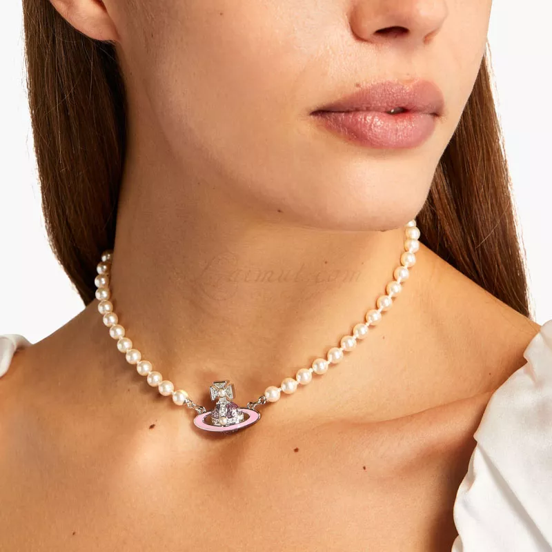 Vòng cổ Vivienne Westwood chính hãng Roxanne Pearl Necklace 6301011G02P308P308