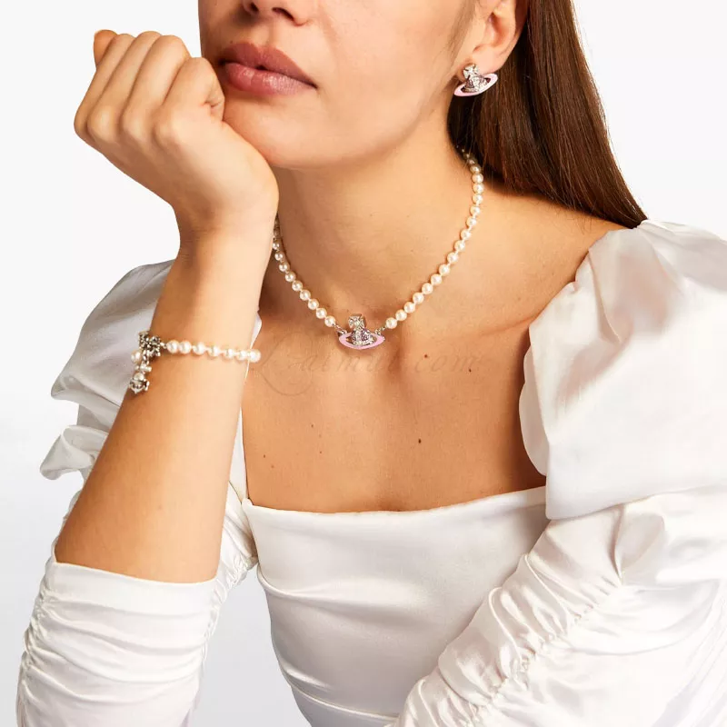 Vòng cổ Vivienne Westwood chính hãng Roxanne Pearl Necklace 6301011G02P308P308