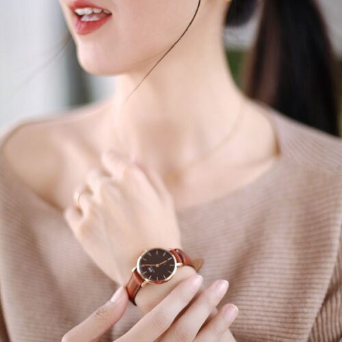 Đồng hồ DW nữ Classic Petite Reading Black Rose Gold