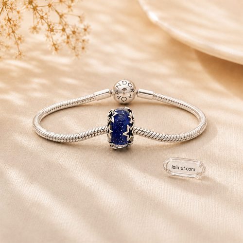 Charm Pandora 790015C00 Galaxy Blue & Star Murano Charm | Laimut | Ảnh chụp thực tế