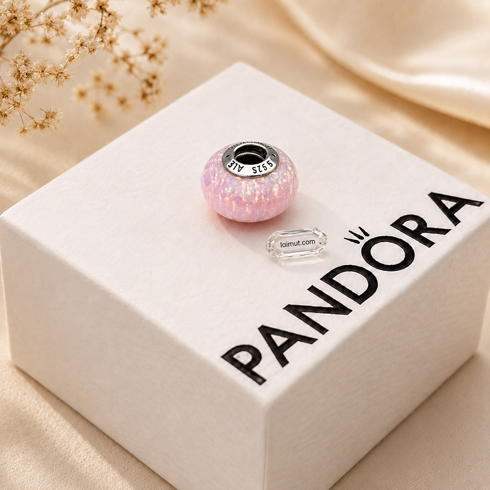 Charm Pandora 791691C03 Opalescent Pink Charm | Laimut | Ảnh chụp thực tế