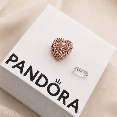 Charm Pandora 789218C01 Sparkling Levelled Heart Charm | Laimut | Ảnh chụp thực tế