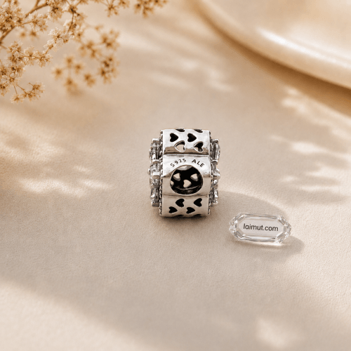 Charm Pandora 799224C01 Sparkling Snowflake Pavé Charm | Laimut | Ảnh chụp thực tế