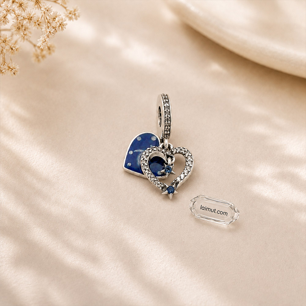 Charm Pandora 792356C01 Celestial Shooting Star Heart Double Dangle Charm | Laimut | Ảnh chụp thực tế