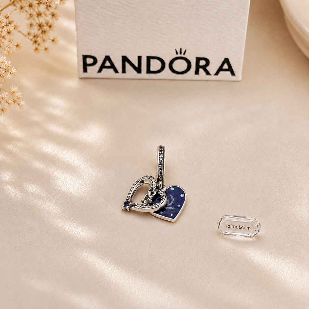 Charm Pandora 792356C01 Celestial Shooting Star Heart Double Dangle Charm | Laimut | Ảnh chụp thực tế