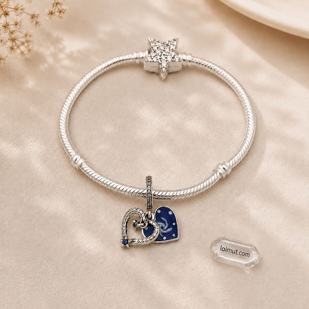 Charm Pandora 792356C01 Celestial Shooting Star Heart Double Dangle Charm | Laimut | Ảnh chụp thực tế