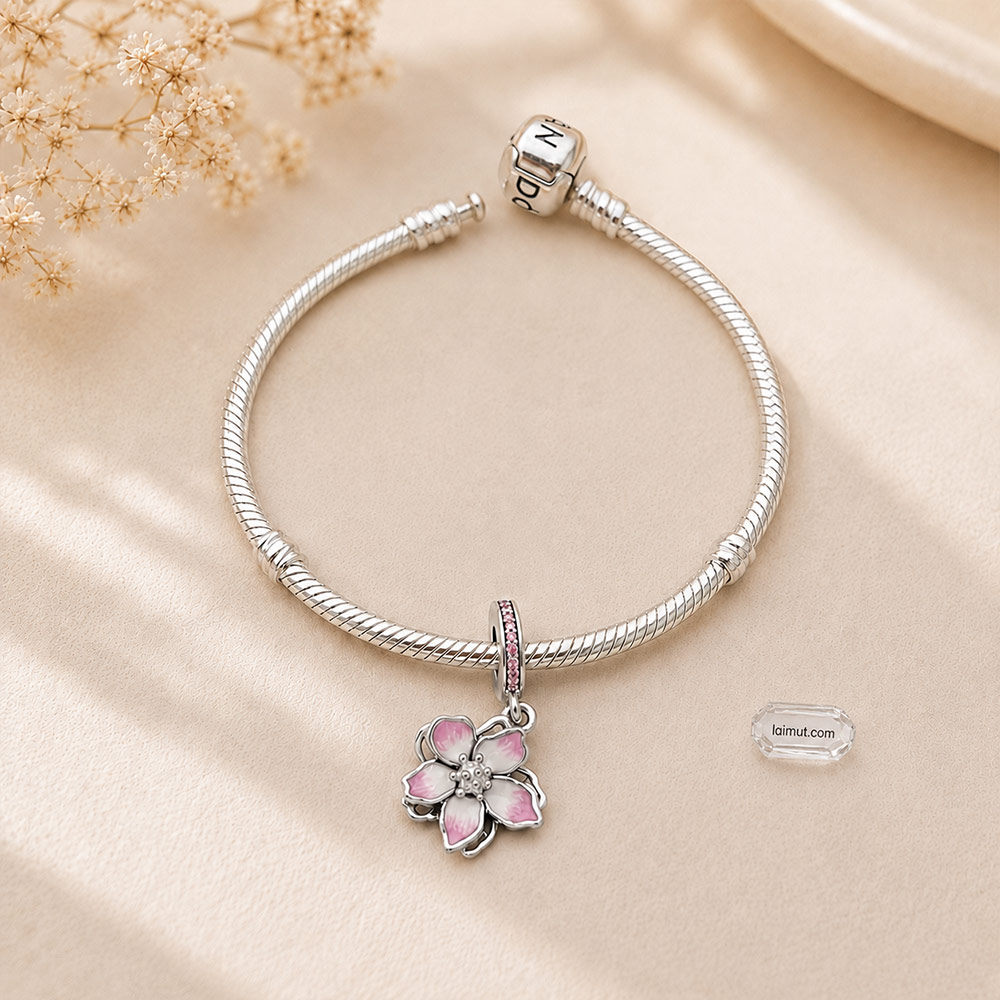 Charm Pandora 790667C01 Cherry Blossom Dangle Charm | Laimut | Ảnh chụp thực tế