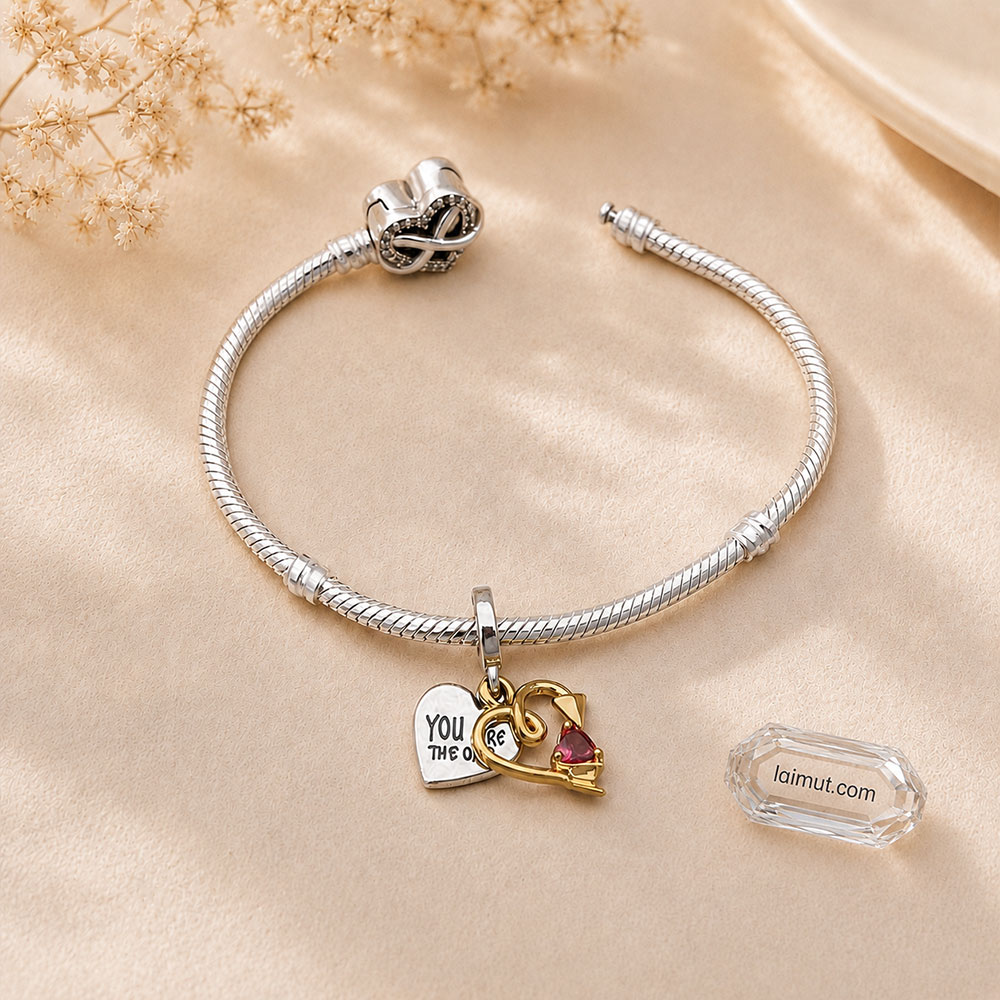 Charm Pandora 763622C01 Engravable Heart & Arrow Double Dangle Charm | Laimut | Ảnh chụp thực tế