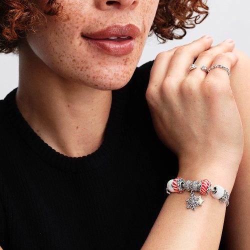 Charm Pandora 794142C01 Opalescent Snowflake Double Dangle Charm | Laimut | Ảnh mẫu đeo