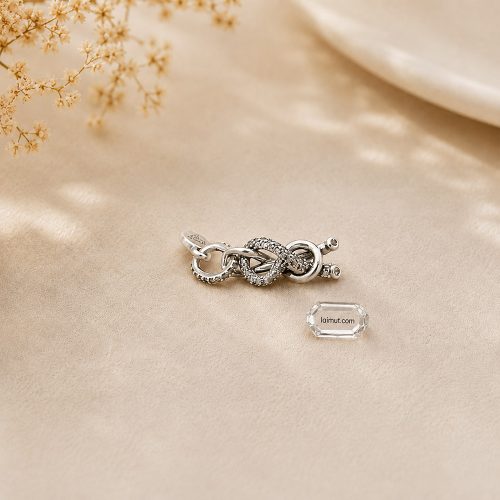 Charm Pandora 793780C01 Pavé Infinity Knot Dangle Charm | Laimut | Ảnh chụp thực tế