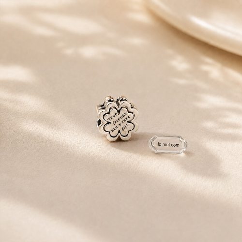 Chữ khắc trên Charm Pandora 792752C01