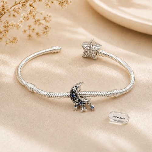 Charm Pandora 799643C01 Star & Crescent Moon Charm | Laimut | Ảnh chụp thực tế