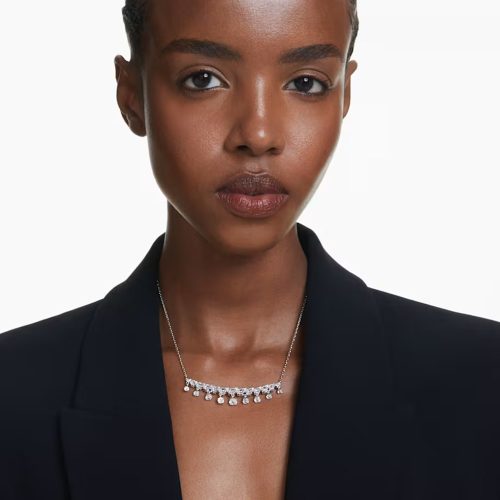 Mẫu đeo Dây chuyền Swarovski 5692637 Idyllia Snowflake Necklace