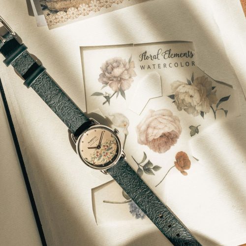 Đồng hồ August Berg M1ST0926E26LGNE Petite Strawberry Thief Fennel | Laimut | Ảnh chụp thực tế