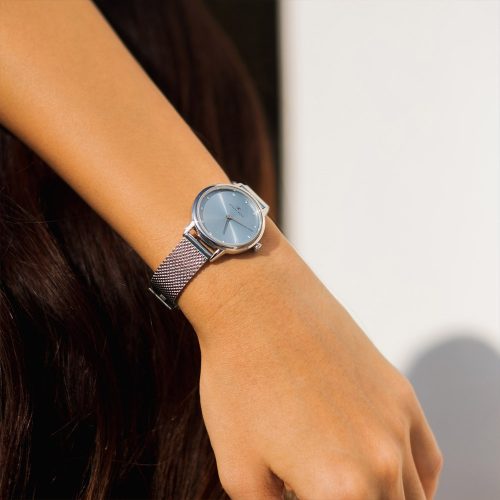 Mẫu đeo Đồng hồ August Berg 10928E21MSL Serenity Petite Dusty Blue