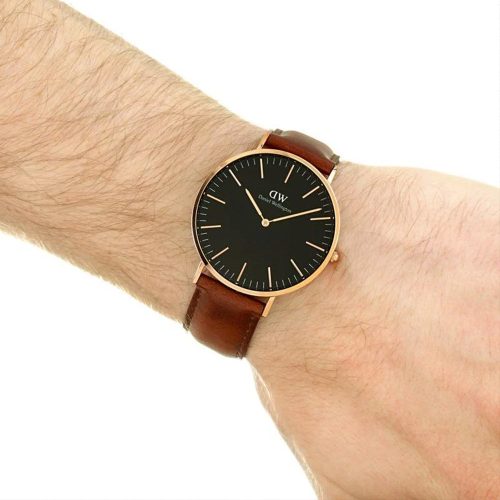 Mẫu đeo Đồng hồ Daniel Wellington DW00100124 Classic St Mawes Black Rose Gold