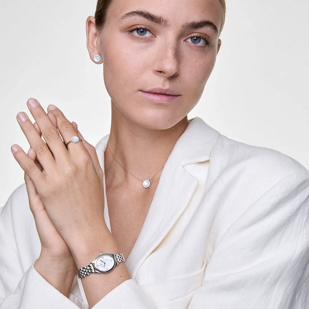 Mẫu đeo Đồng hồ Daniel Wellington DW00100808 Ophelia Mini Silver