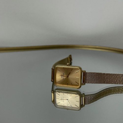 Góc nghiêng Đồng hồ Daniel Wellington DW00100485