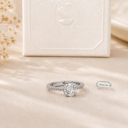 Nhẫn Swarovski Stilla Cocktail Ring chụp thật góc nghiêng