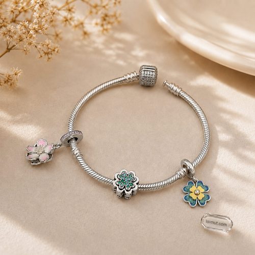 Vòng tay Pandora 590723CZ phối charm Pandora Moments