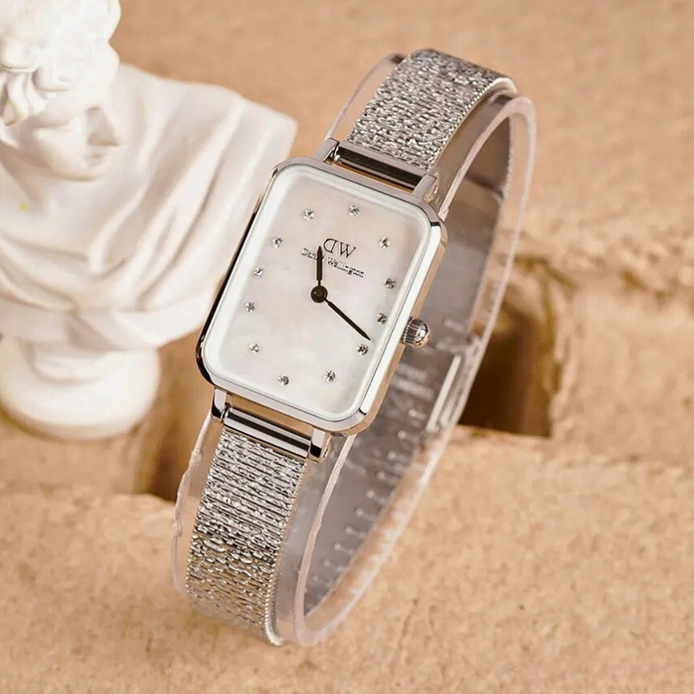Đồng hồ Daniel Wellington DW00100580 chụp thực tế tại Laimut