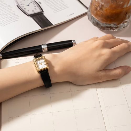 Fossil ES5470 Raquel Mini 18mm trên cổ tay