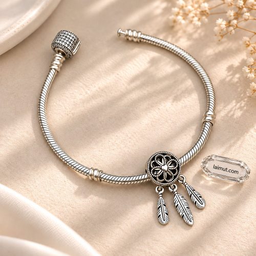 Cận cảnh charm Pandora Spiritual Dreamcatcher 797200