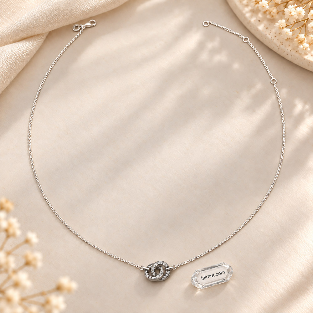 Ảnh thực tế dây chuyền Pandora Signature Intertwined Pavé 392736C01 tại Laimut