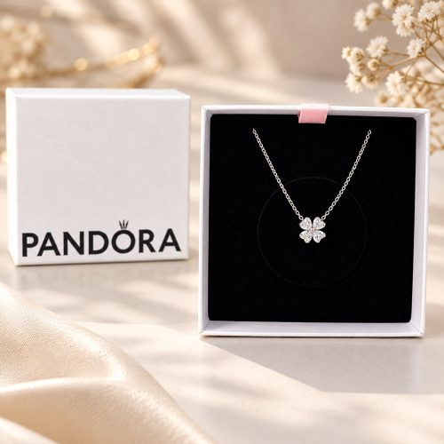 Dây chuyền Pandora Sparkling Lucky Clover 394502C01 fullbox