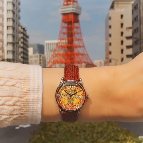 Đồng hồ August Berg Pimpernel Crimson M1PL0530E17VRD 30mm khi đeo