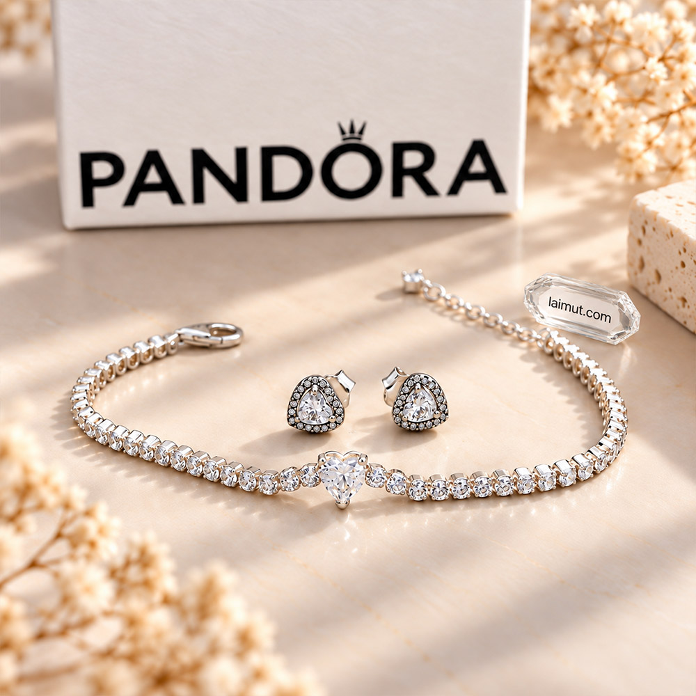 Ảnh thực tế lắc tay Pandora Sparkling Heart Tennis 590041C01 tại Laimut