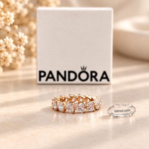 Ảnh thực tế nhẫn Pandora Band of Clear Hearts 183103C01 tại Laimut