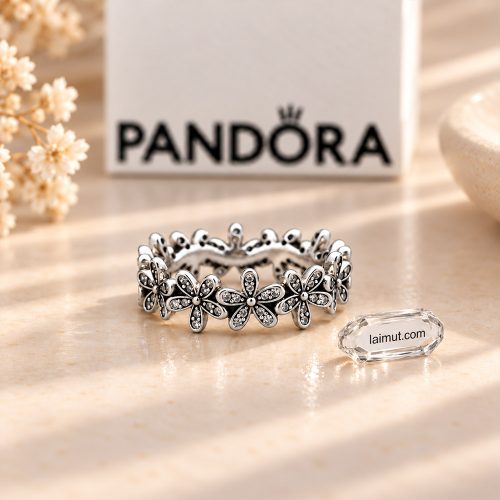 Cận cảnh nhẫn Pandora Daisy Flower 190934CZ