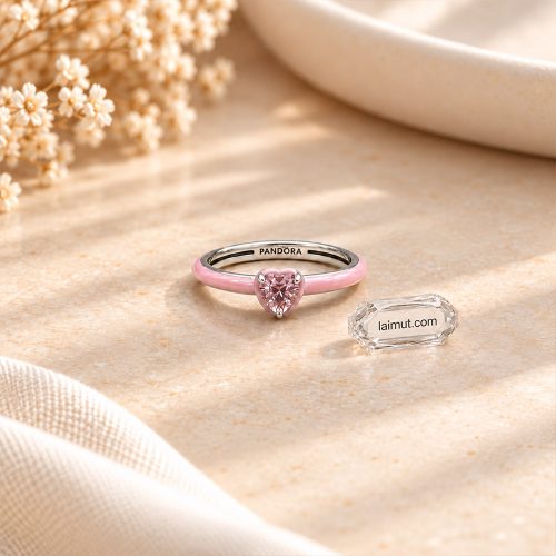 Ảnh thực tế nhẫn Pandora Pink Chakra Heart 193088C02 tại Laimut