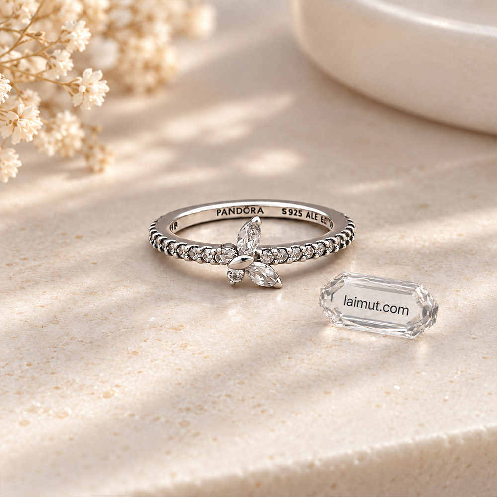 Ảnh thực tế nhẫn Pandora Sparkling Butterfly 194269C03 tại Laimut