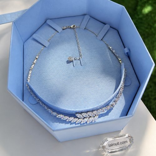 Ảnh thực tế vòng cổ Swarovski Mesmera Marquise Cut 5748004 tại Laimut