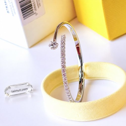 Cận cảnh Swarovski 5753569 Matrix Bangle đính Cubic Zirconia