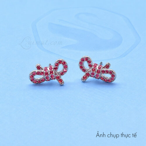 Bông tai Swarovski 5723557 chính hãng | Lifelong Bow stud earrings | Laimut | Ảnh chụp thực tế