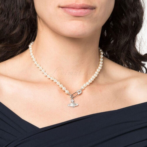 Vòng cổ Vivienne Westwood Chính Hãng Lucrece Pearl Necklace 8050889135944