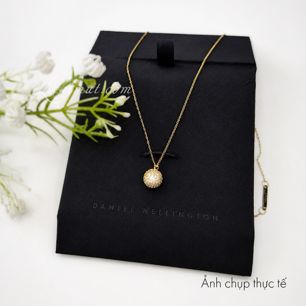 Dây chuyền Daniel Wellington DW00400640 | Pavé Crystal Pendant Necklace | Laimut | Ảnh chụp thực tế