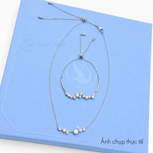 Dây chuyền Swarovski 5705626 chính hãng | Constella Necklace | Laimut | Ảnh chụp thực tế cùng vòng tay